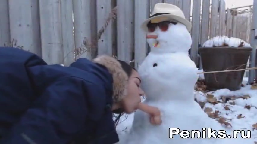 Порно видео секс зимой на снегу